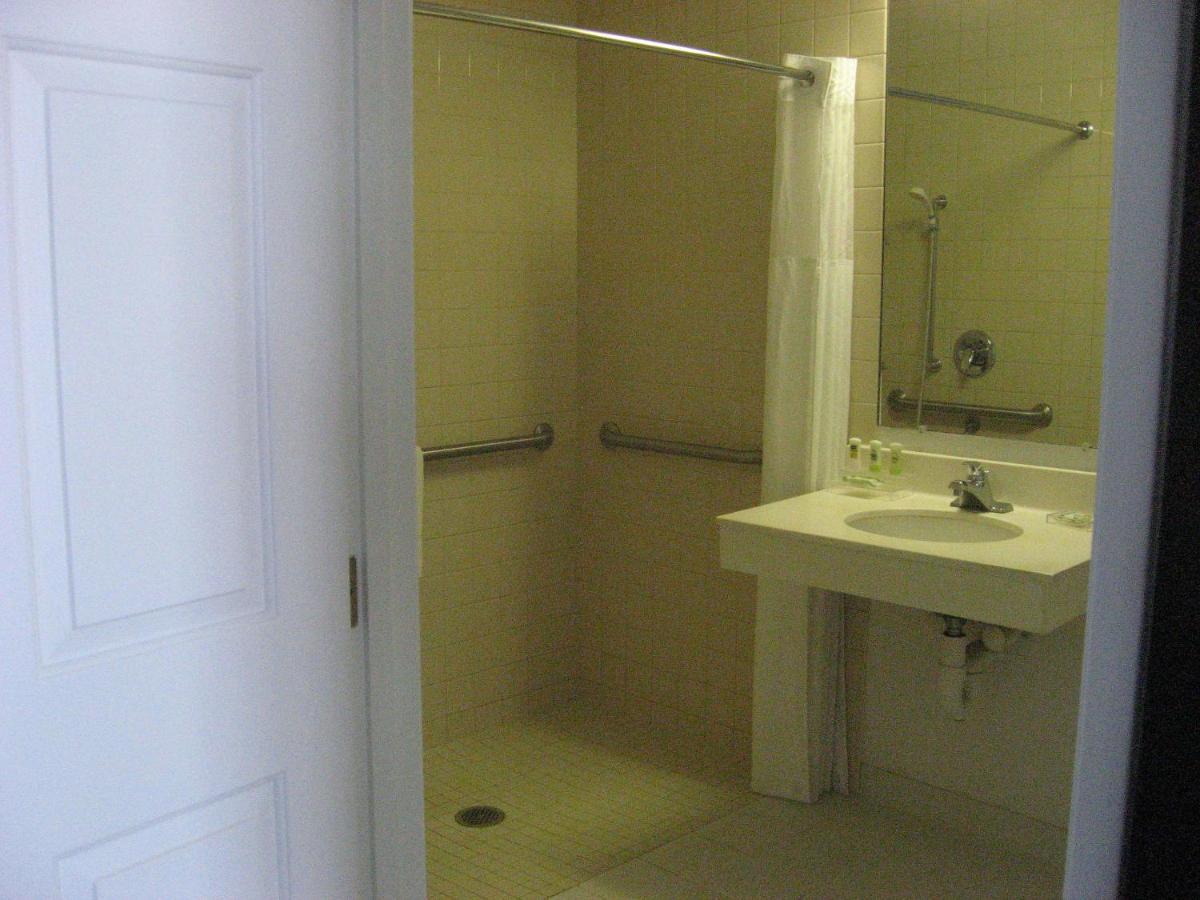 Country Inn & Suites By Radisson, Wausau, Wi Schofield Quarto foto